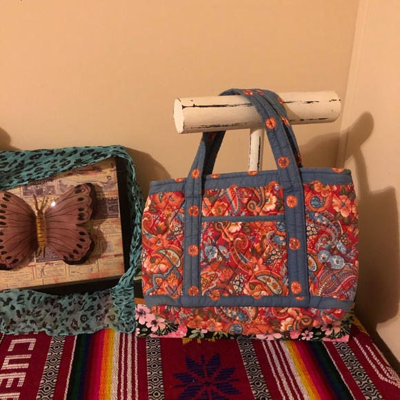 🌸5/$25🌸 Essex Small Floral Print Quilted Bag - Picture 12 of 12